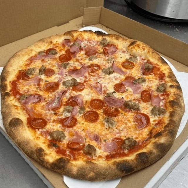12” The Pig Pizza.