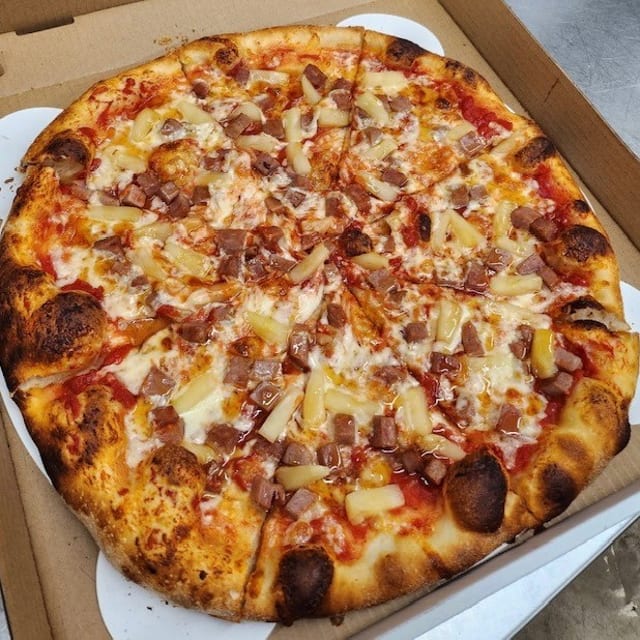 16” The Hawaiian Pizza.